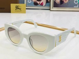 Picture of Burberry Sunglasses _SKUfw50757503fw